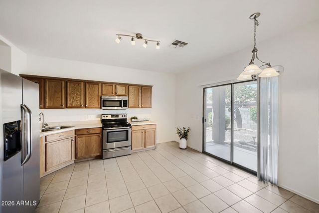 8444 E PAMPA Avenue, Mesa, AZ 85212