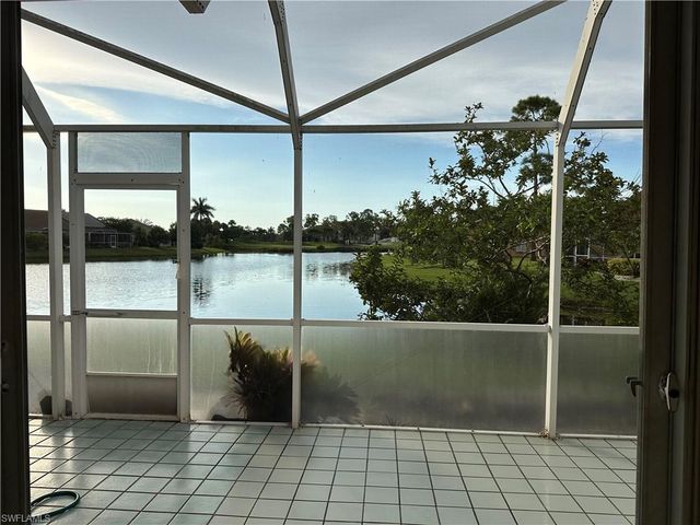 561 Saint Andrews, Naples, FL 34113
