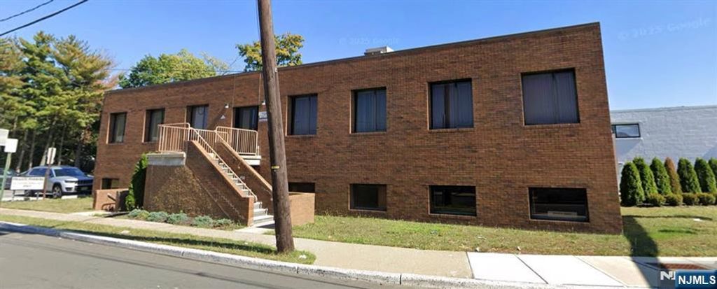 26-07 Broadway 203, Fair Lawn, NJ 07410