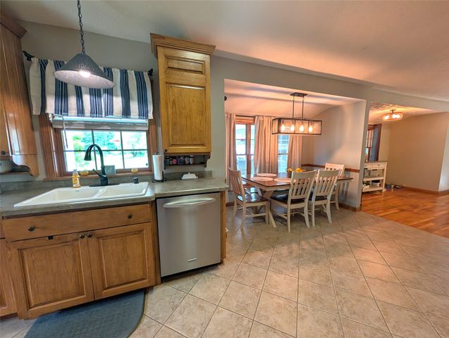 5820 LAKE PLEASANT Road, Erie, PA 16509