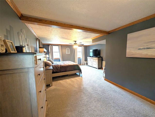 5820 LAKE PLEASANT Road, Erie, PA 16509