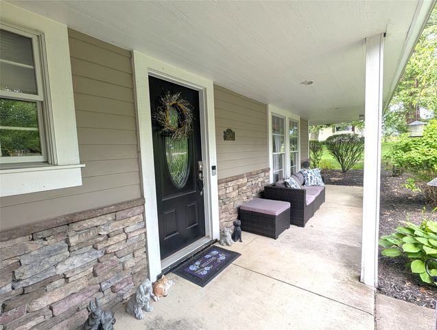 5820 LAKE PLEASANT Road, Erie, PA 16509