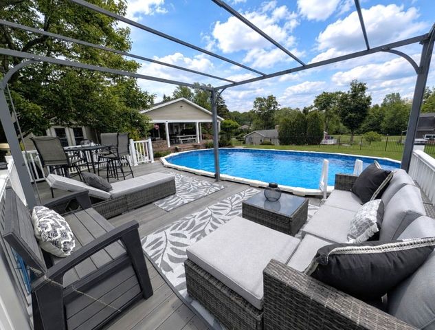 5820 LAKE PLEASANT Road, Erie, PA 16509