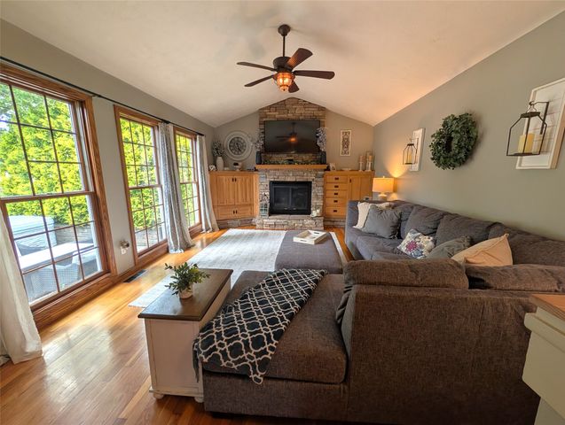 5820 LAKE PLEASANT Road, Erie, PA 16509