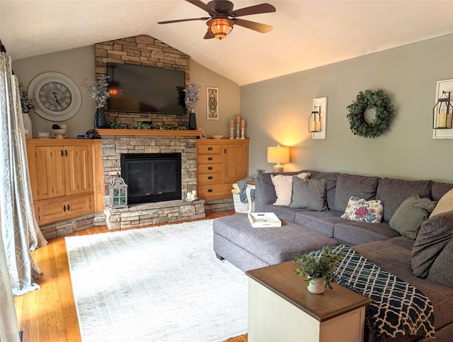 5820 LAKE PLEASANT Road, Erie, PA 16509