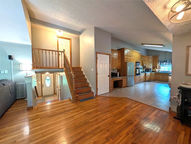 5820 LAKE PLEASANT Road, Erie, PA 16509