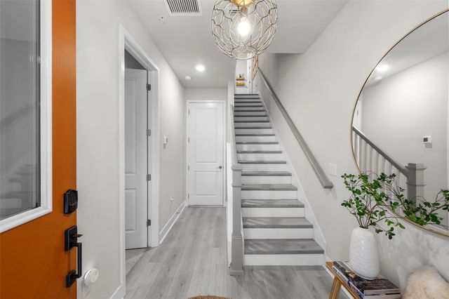 2511 N GRADY AVENUE 19, Tampa, FL 33607