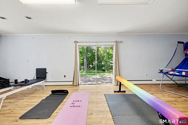 32 Arbor Road, Stamford, CT 06903
