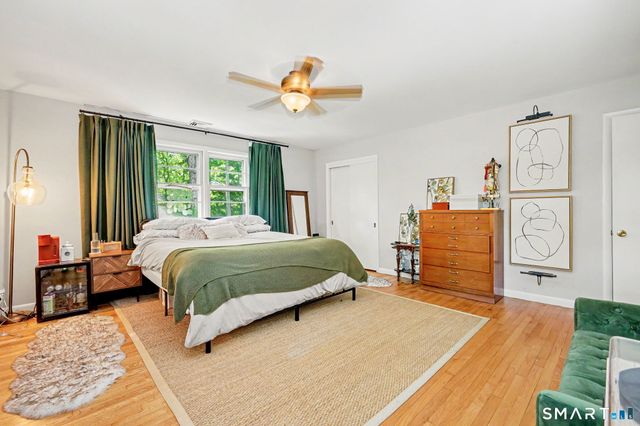 32 Arbor Road, Stamford, CT 06903