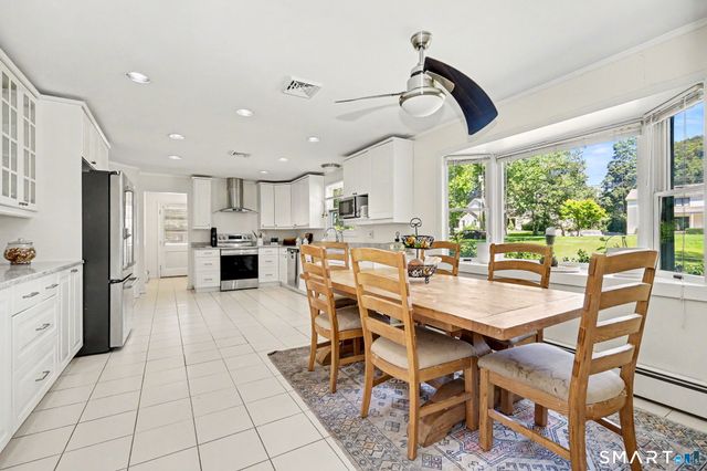 32 Arbor Road, Stamford, CT 06903