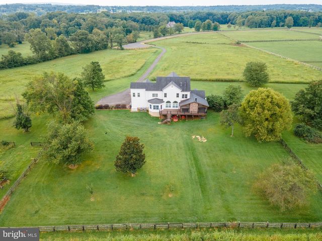 37796 ELIZABETHS FIELD LN, Purcellville, VA 20132