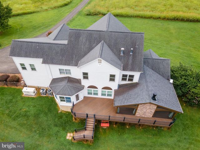 37796 ELIZABETHS FIELD LN, Purcellville, VA 20132