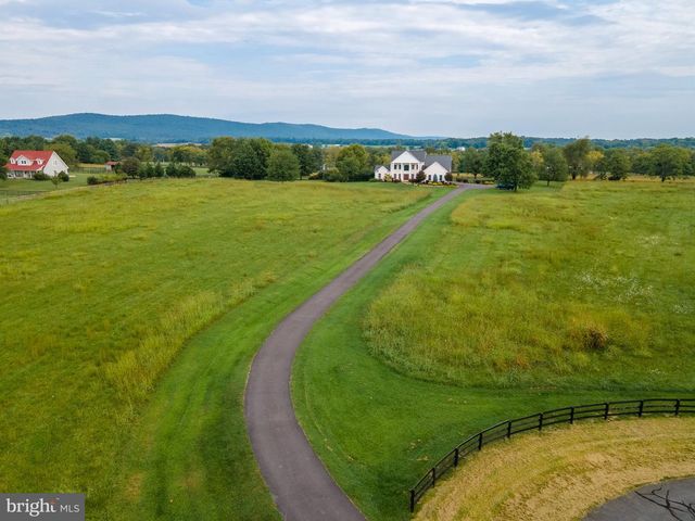 37796 ELIZABETHS FIELD LN, Purcellville, VA 20132