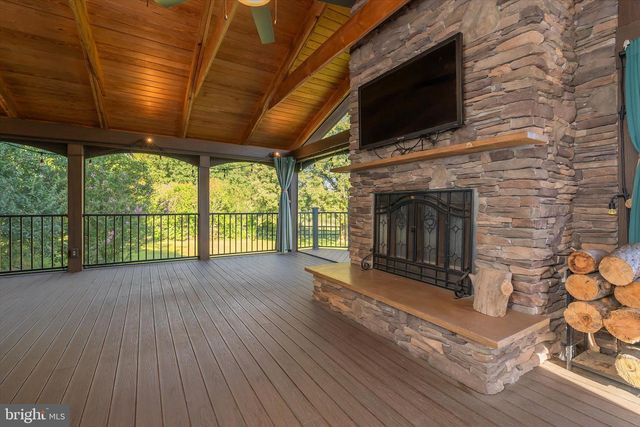 37796 ELIZABETHS FIELD LN, Purcellville, VA 20132