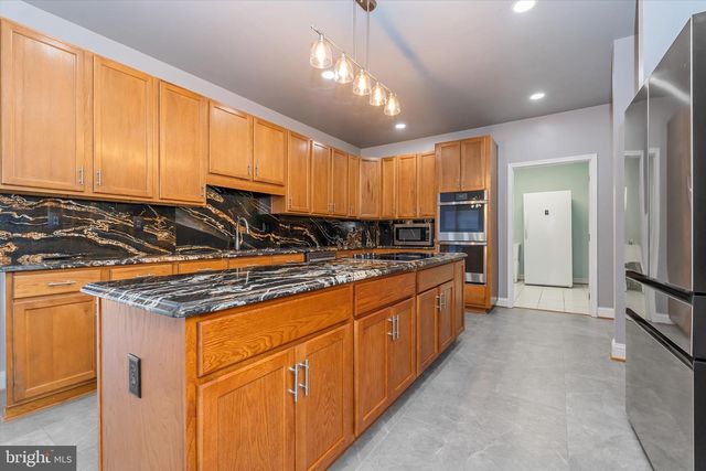 37796 ELIZABETHS FIELD LN, Purcellville, VA 20132