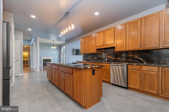37796 ELIZABETHS FIELD LN, Purcellville, VA 20132