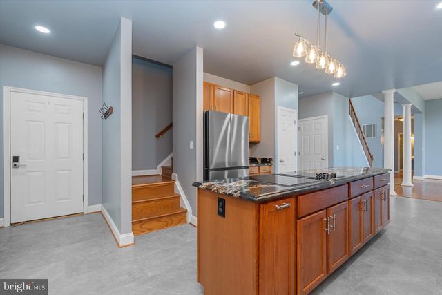 37796 ELIZABETHS FIELD LN, Purcellville, VA 20132