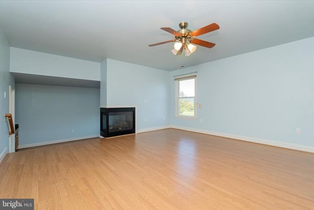 37796 ELIZABETHS FIELD LN, Purcellville, VA 20132