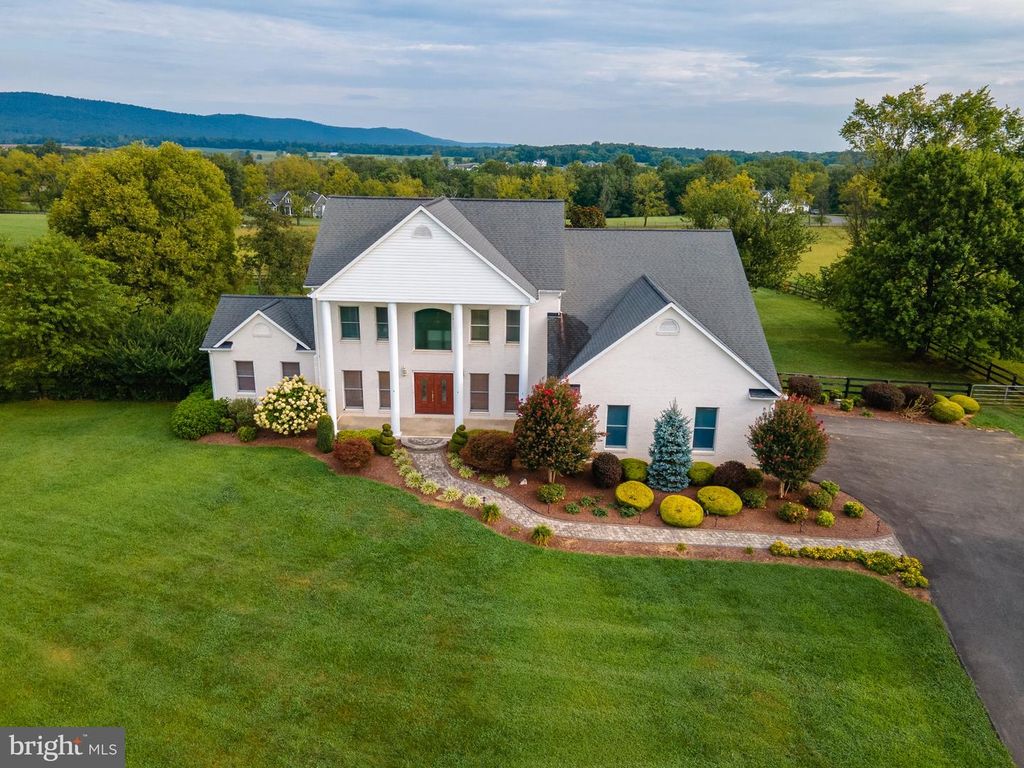37796 ELIZABETHS FIELD LN, Purcellville, VA 20132