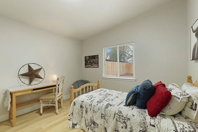 2415 E Taylor St, Stockton, CA 95205