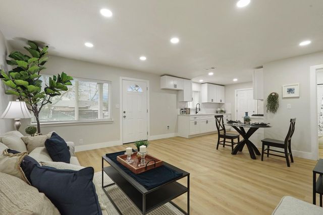 2415 E Taylor St, Stockton, CA 95205