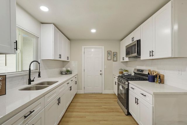 2415 E Taylor St, Stockton, CA 95205