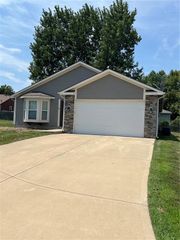 1808 N Keenan Street, Independence, MO 64058
