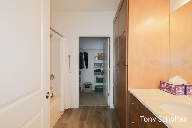 944 Harper Woods Drive Sw, Byron Twp, MI 49315