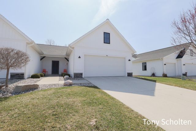 944 Harper Woods Drive Sw, Byron Twp, MI 49315