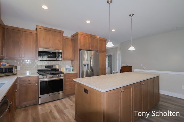 944 Harper Woods Drive Sw, Byron Twp, MI 49315