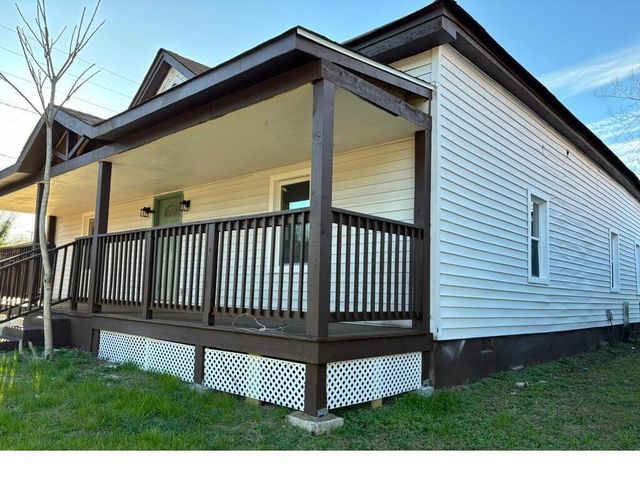 1195 Lawton Drive, Macon, GA 31201