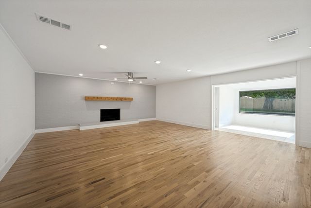 1513 Holt Street, Fort Worth, TX 76103