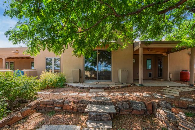 3 Ladera Place, Santa Fe, NM 87508