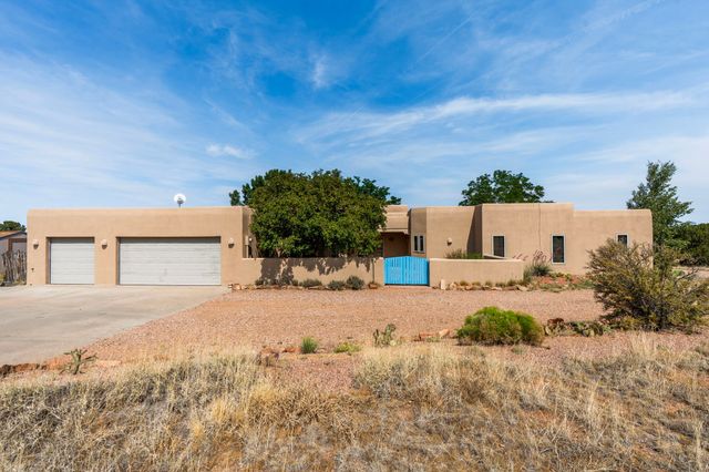 3 Ladera Place, Santa Fe, NM 87508