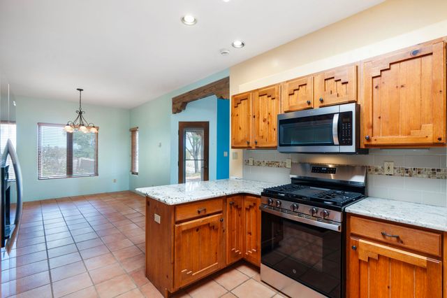 3 Ladera Place, Santa Fe, NM 87508