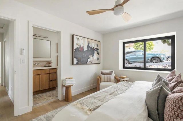 6617 Hillgrove Drive, San Diego, CA 92120