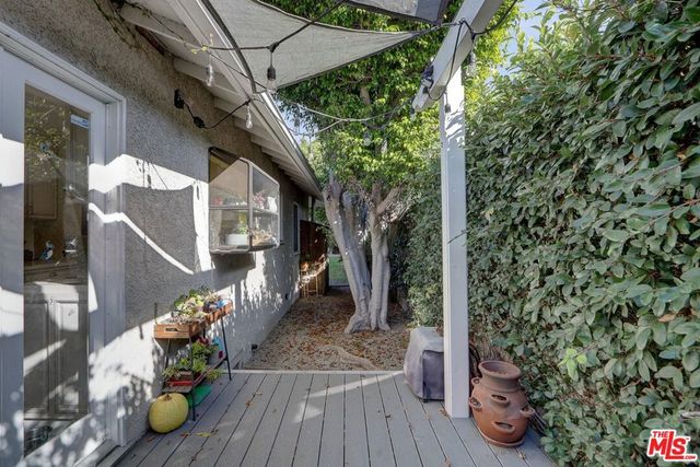 2716 Veteran Avenue, Los Angeles, CA 90064