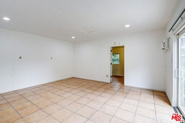 2716 Veteran Avenue, Los Angeles, CA 90064