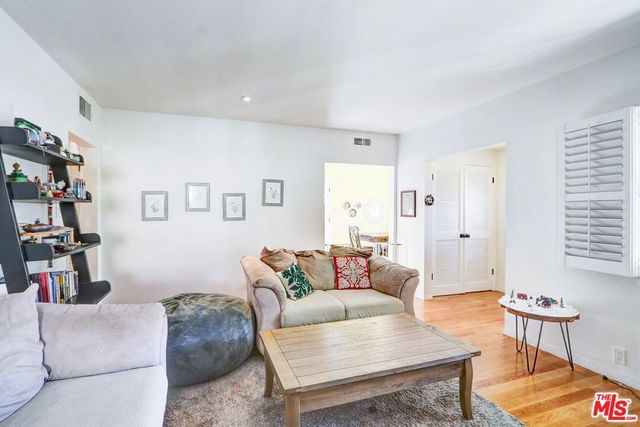 2716 Veteran Avenue, Los Angeles, CA 90064