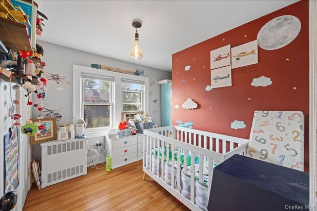 29 Crowell Street, Hempstead, NY 11550