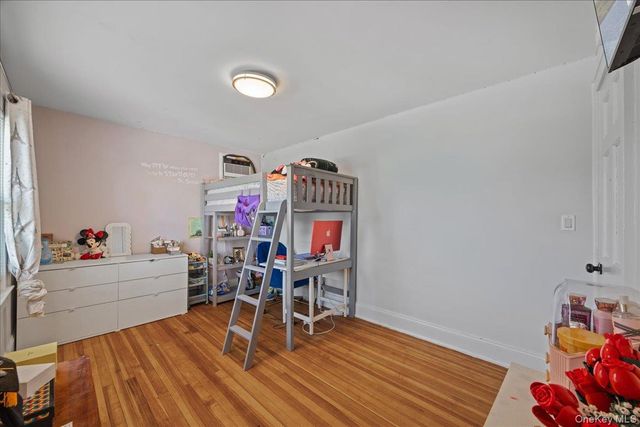 29 Crowell Street, Hempstead, NY 11550