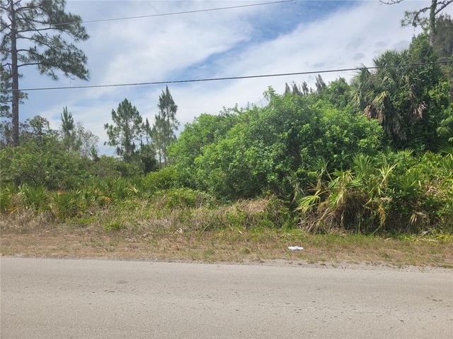 2601 E 10TH STREET, Lehigh Acres, FL 33936