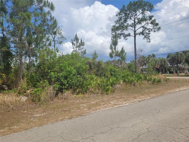 2601 E 10TH STREET, Lehigh Acres, FL 33936