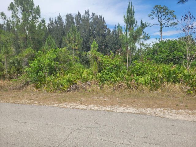 2601 E 10TH STREET, Lehigh Acres, FL 33936