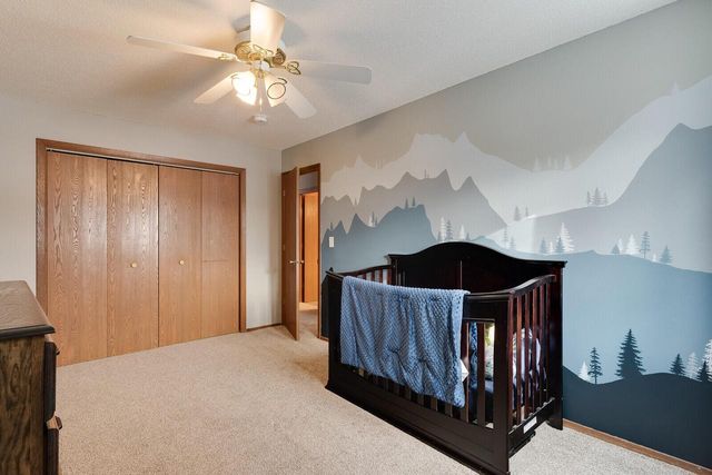 806 Evergreen DRIVE, Holmen, WI 54636