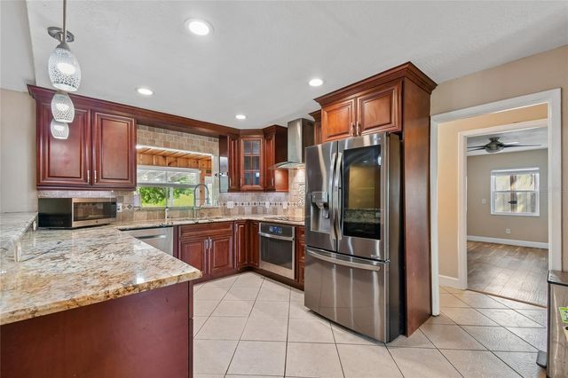 3244 HUNTER COURT, Apopka, FL 32703