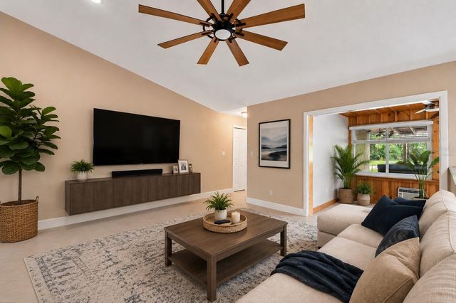 3244 HUNTER COURT, Apopka, FL 32703
