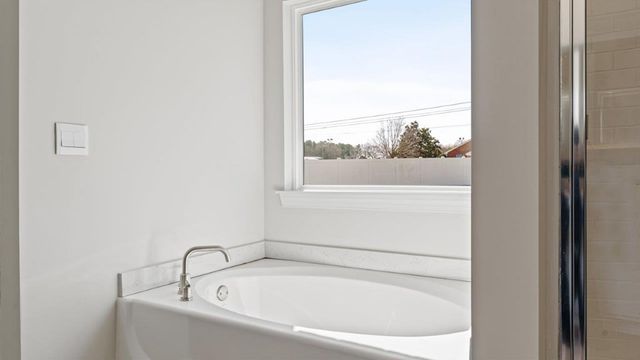 105 Laney Lane, Dothan, AL 36305