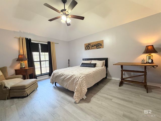 135 Lake Shore Drive, Daphne, AL 36526