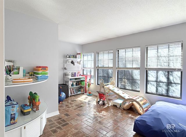 135 Lake Shore Drive, Daphne, AL 36526